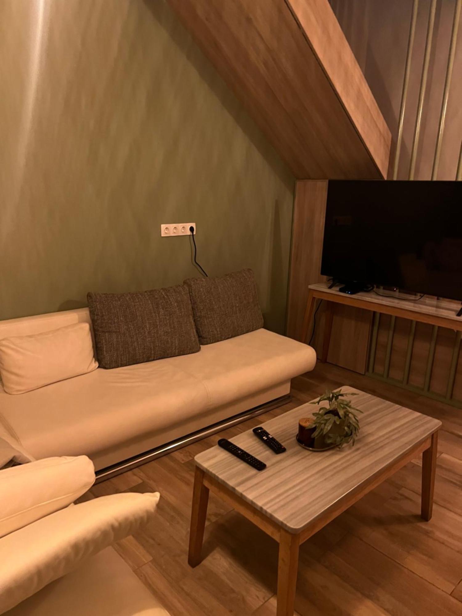 Apartment Drama's Nest