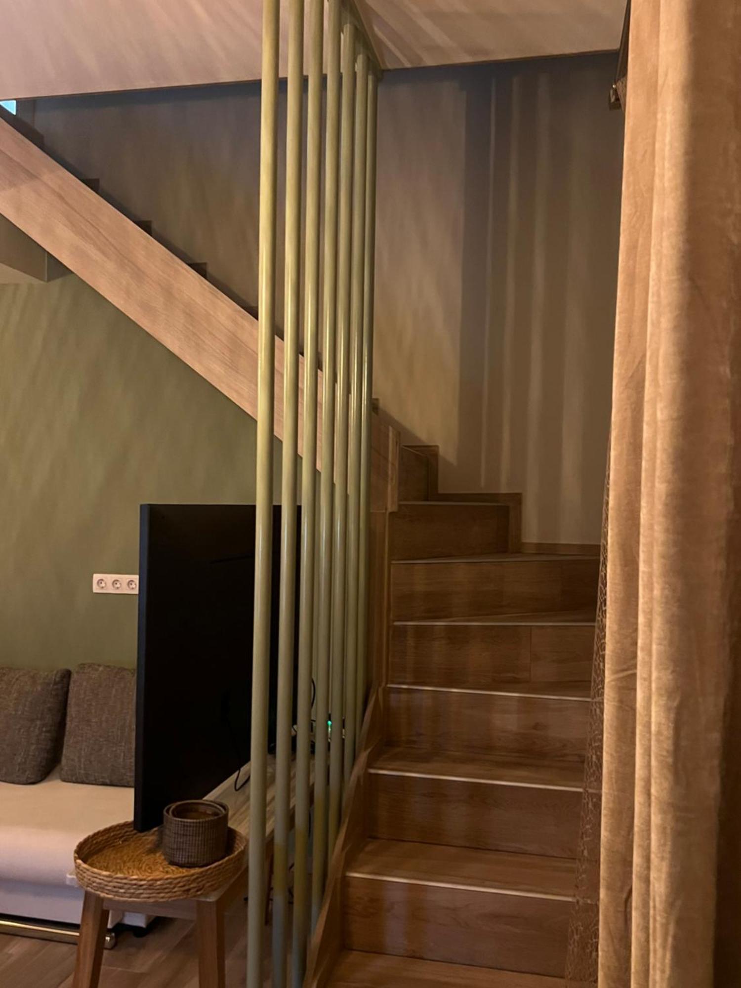 Apartment Drama's Nest